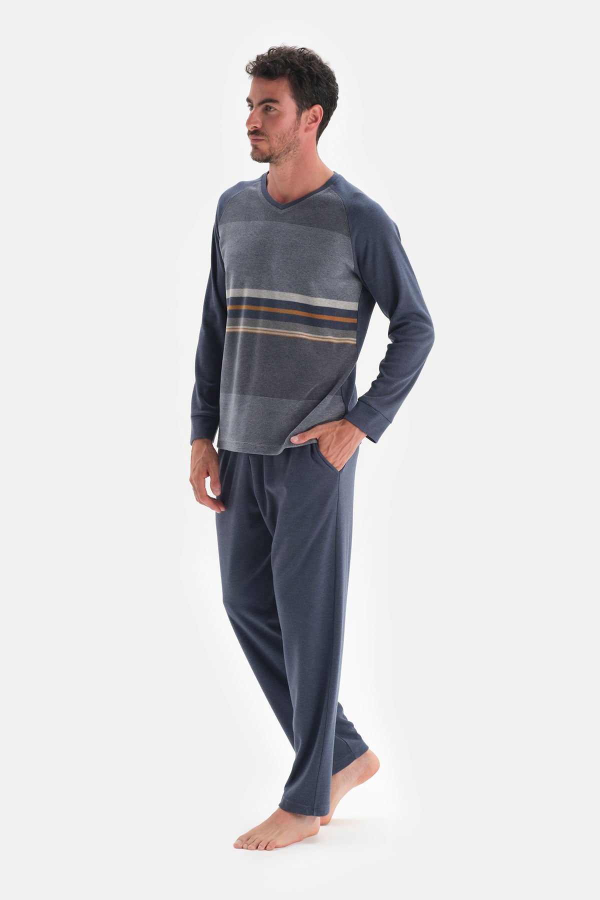 Indigo Uzun Reglan Kol V Yaka Pijama Takımı