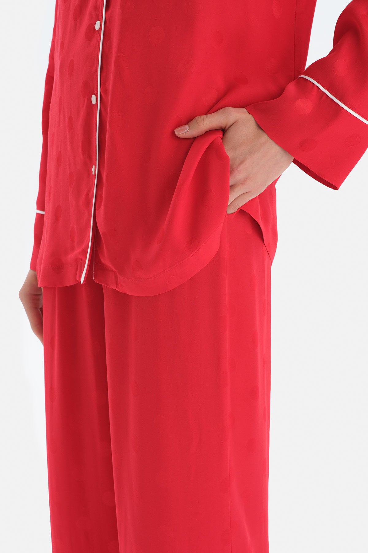 Kırmızı Uzun Kol Ceket Yaka Saten Pijama Takımı