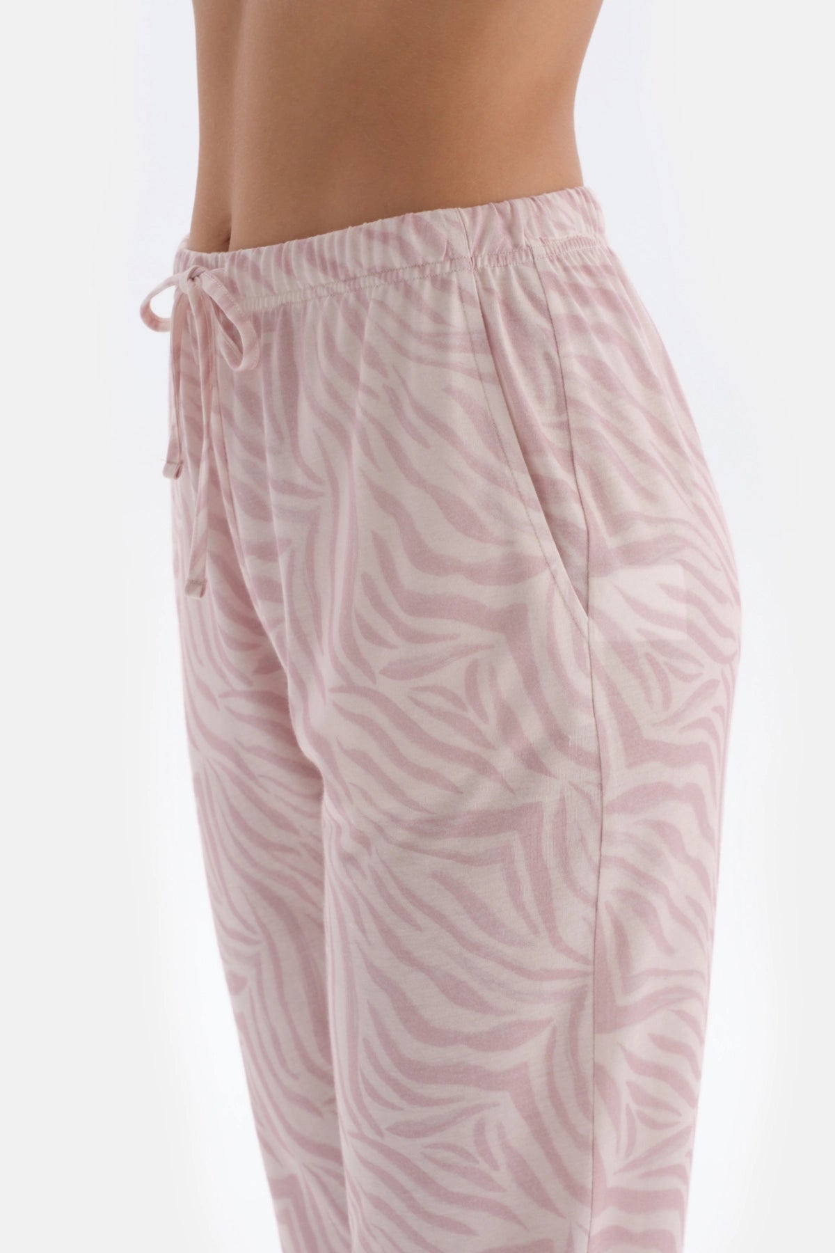 Pudra Metraj Baskılı Biye Detaylı Gömlek Pantolon Pijama Takımı