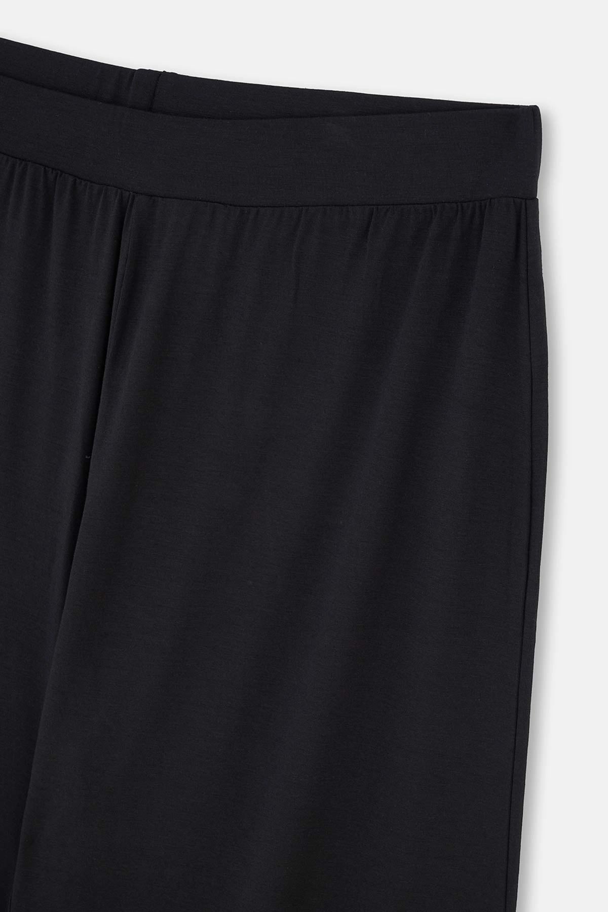 Siyah Yaka Detaylı Uzun Kollu Plus Size Örme Pijama Takımı