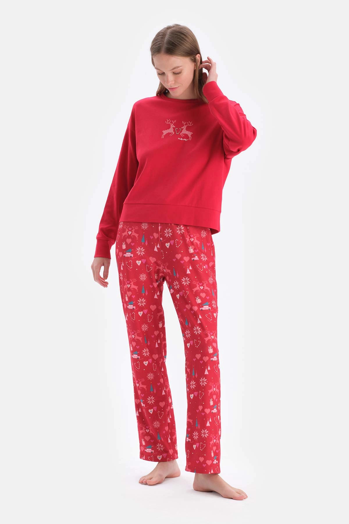 Kırmızı Baskı Detaylı Bisiklet Yaka Pijama Takımı