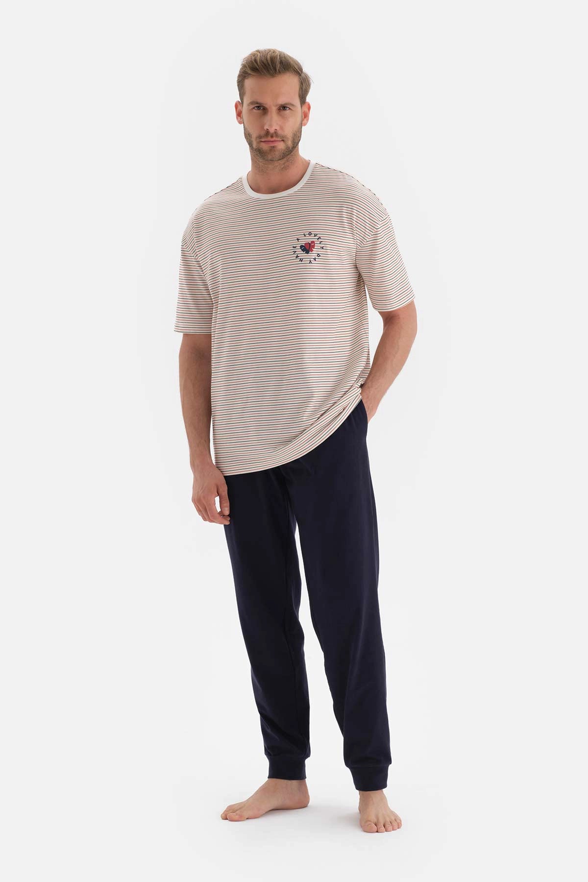 Kırık Beyaz Çizgili Jogger Paça Pamuklu Pijama Takımı