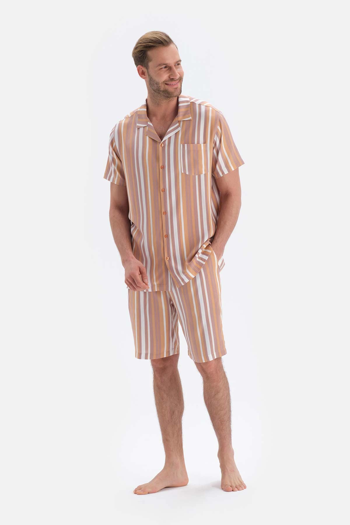 Kahverengi Çizgili Gömlek Yaka Şort Dokuma Pijama Takımı