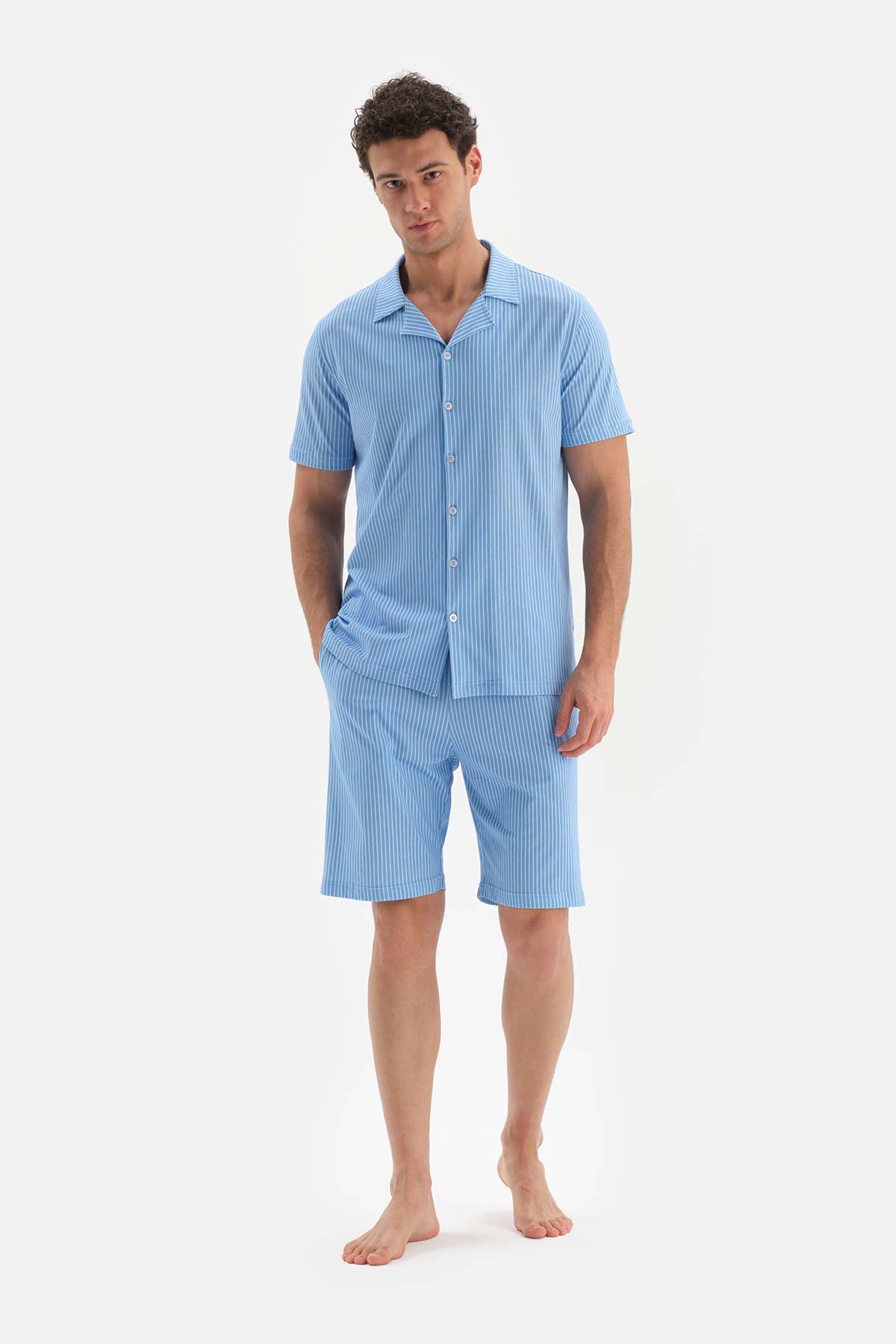 Mavi Gömlek Yaka Metraj Baskılı Şort Pijama Takımı