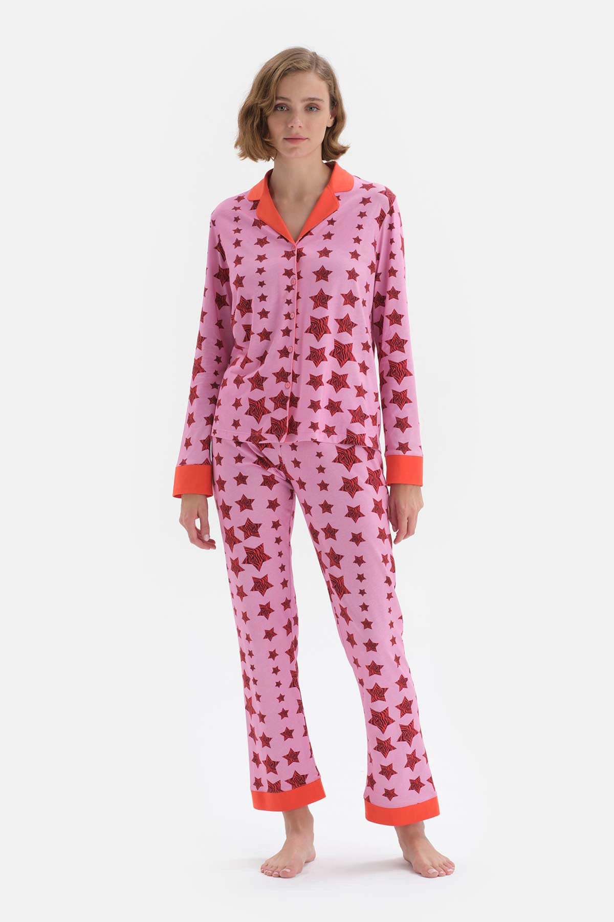 Nar Çiçeği Desenli Gömlek Yaka Pamuklu Pijama Takımı