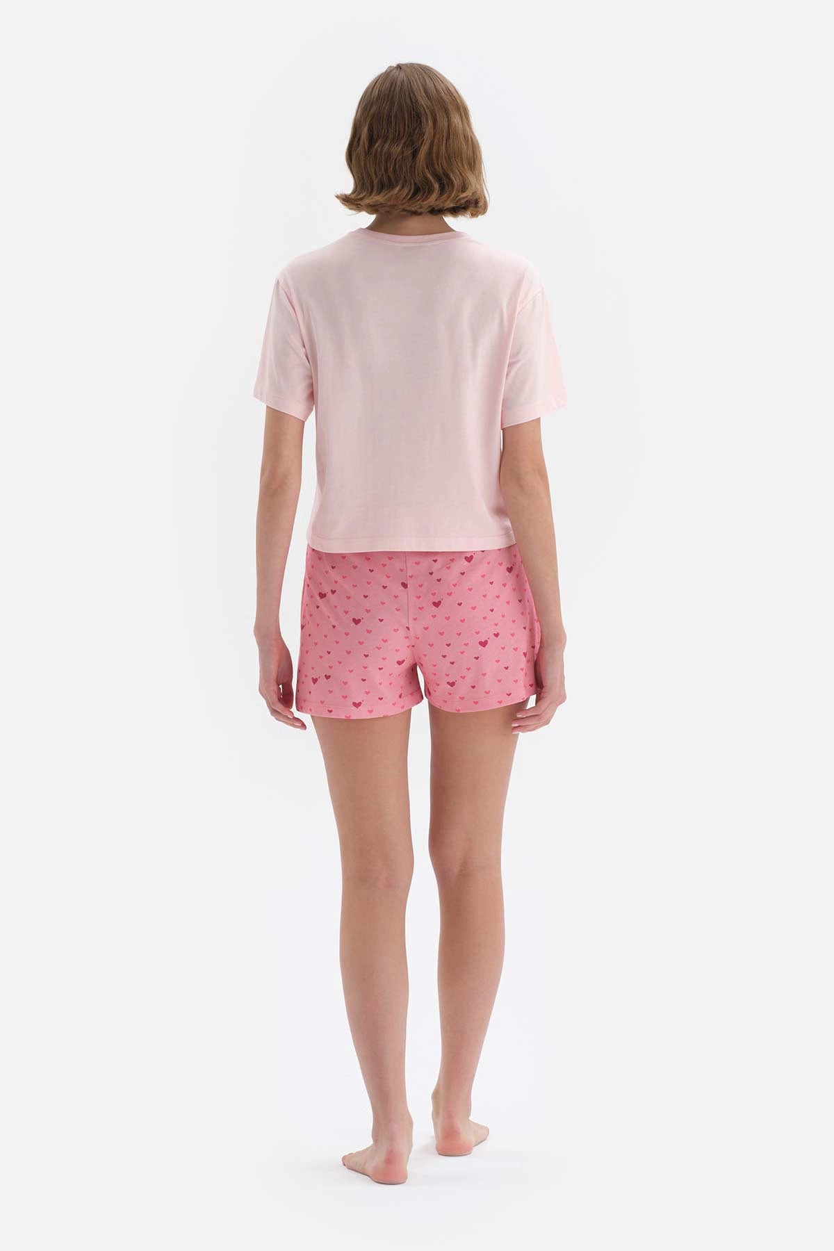 Pembe Kısa Kol Lisanslı Pamuklu Şortlu Pijama Takımı