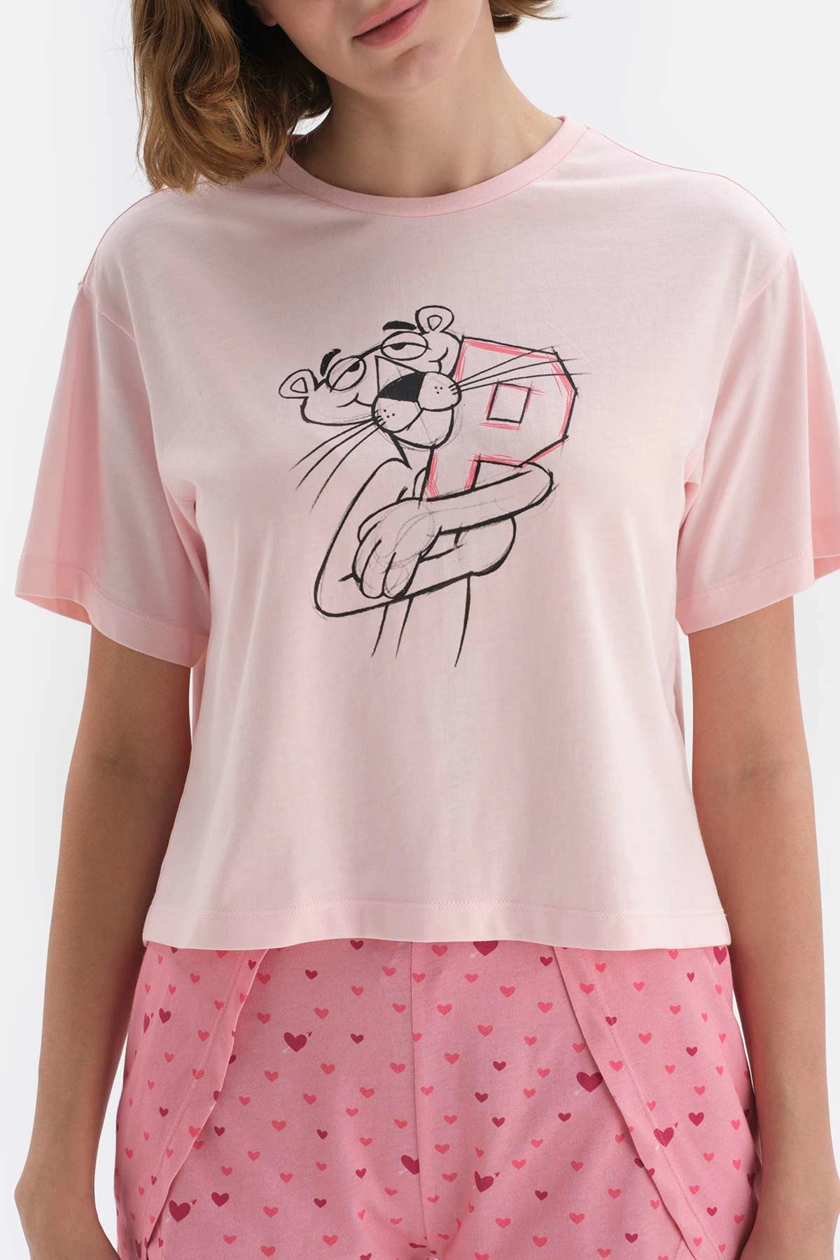 Pembe Kısa Kol Lisanslı Pamuklu Şortlu Pijama Takımı