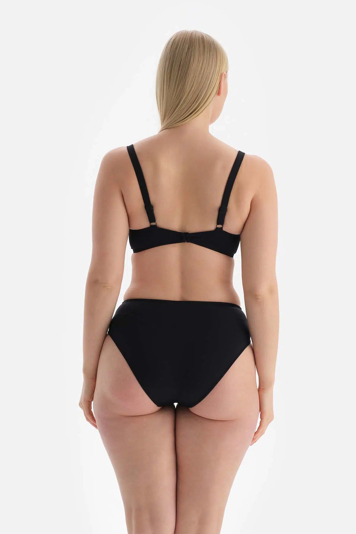 Siyah Korseli Toparlayıcı Bikini Üstü