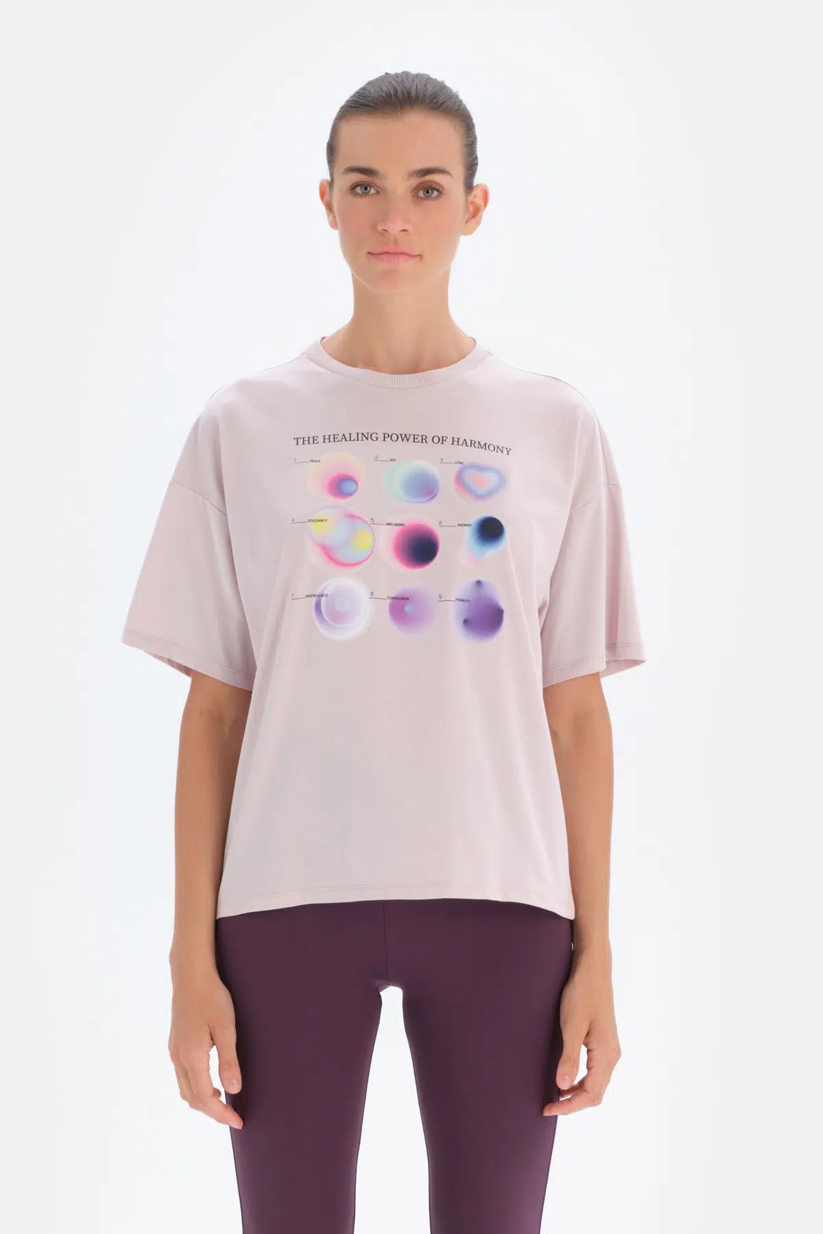 Lila Dagi Active Aura Baskılı T-Shirt