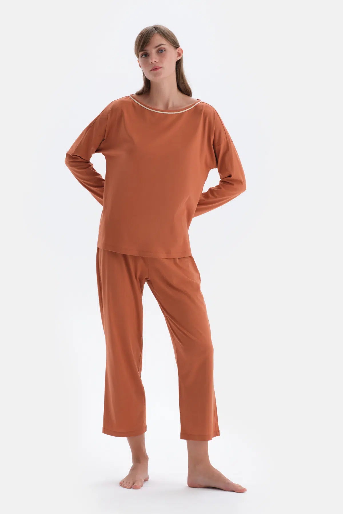 Kiremit Kayık Yaka Uzun Kollu Tişört Pantolon Pijama Takımı