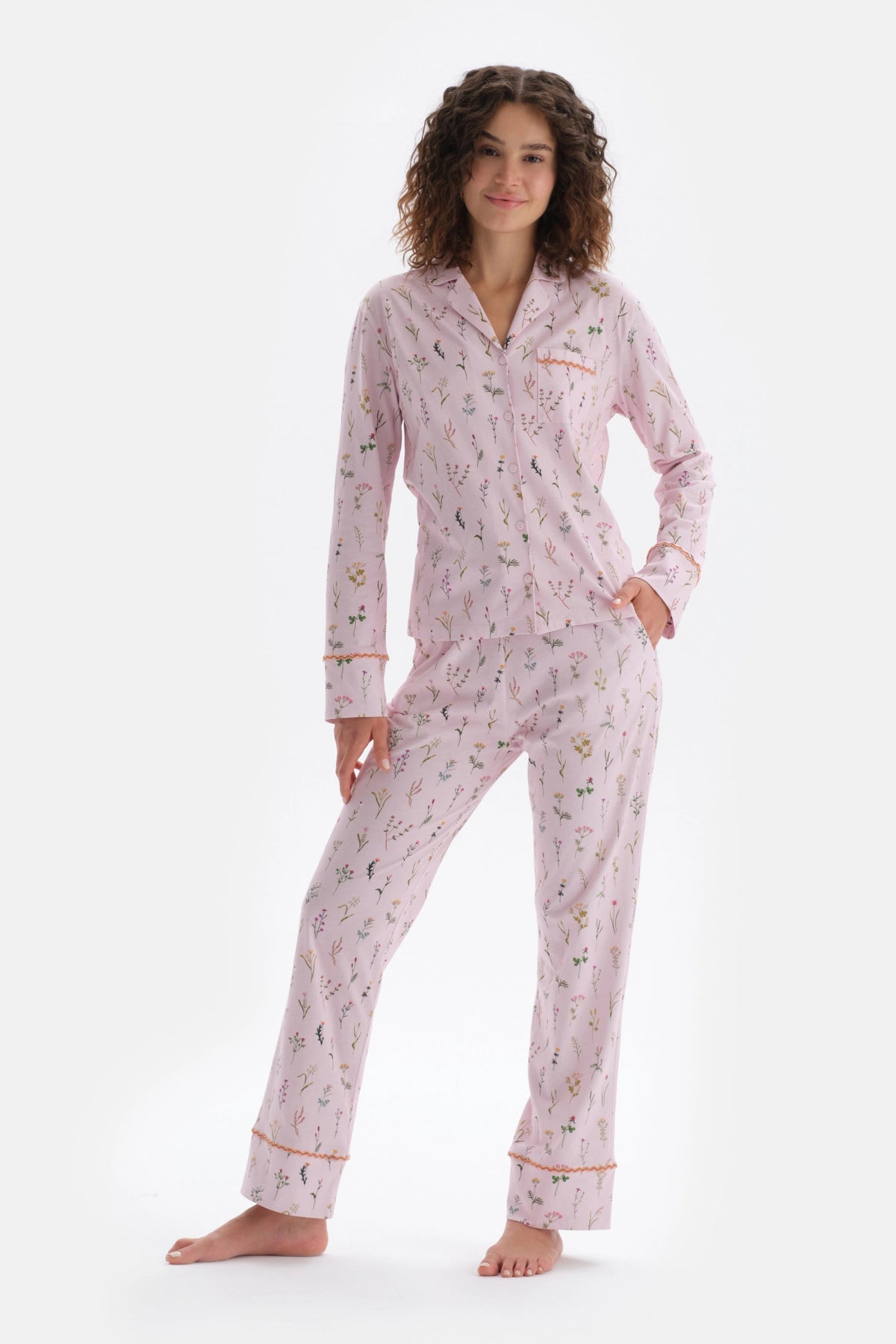 Açık Pembe Minik Çiçek Baskılı Gömlek Pantolon Pijama Takımı