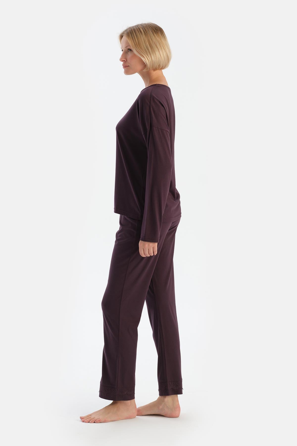 Mürdüm Kayık Yaka Dantel Detaylı Penye Modal Pijama Takımı
