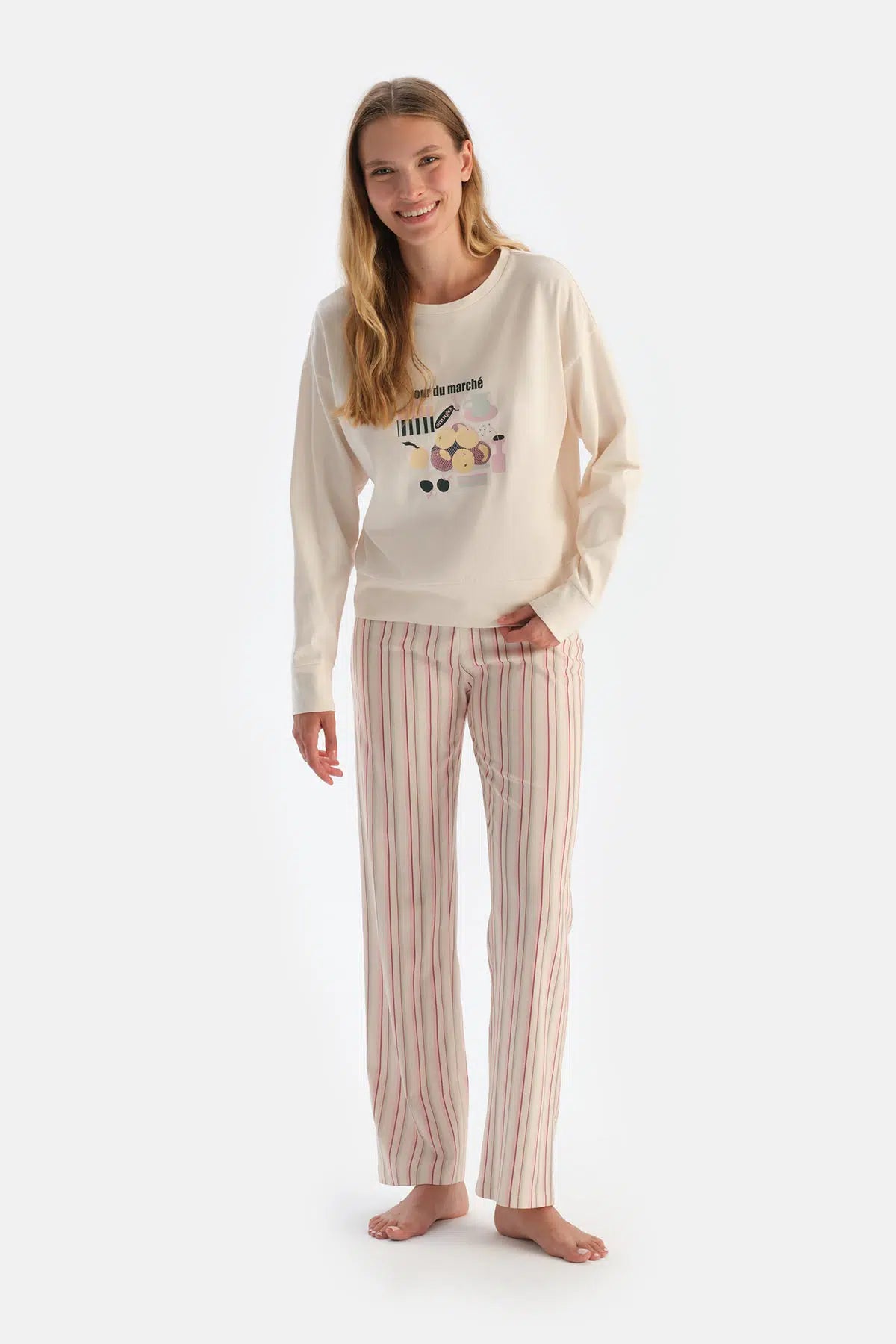 Ekru Baskı Detaylı Uzun Kollu Tişört Pantolon Pijama Takımı