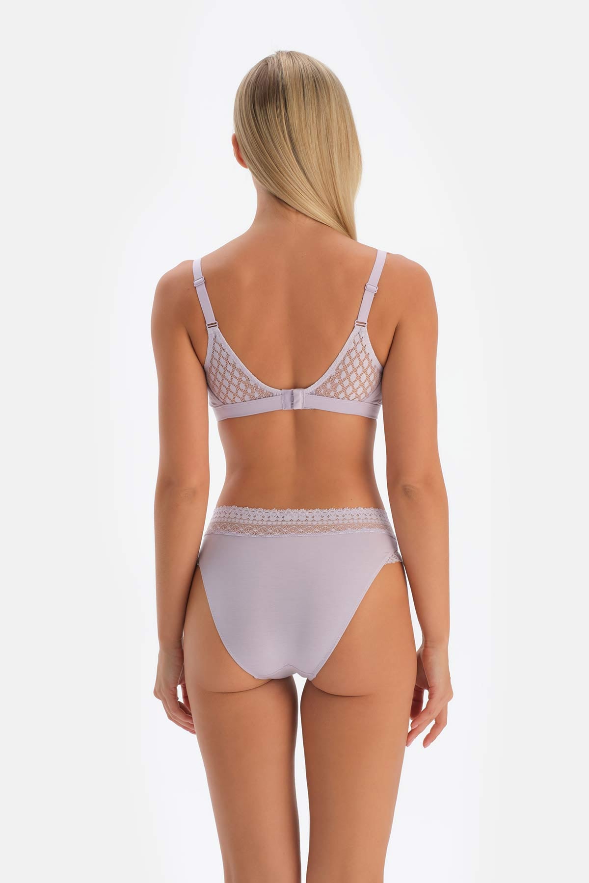 Lila Micromodal Kruvaze Arkası Dantel Detaylı Üçgen Soft Bra