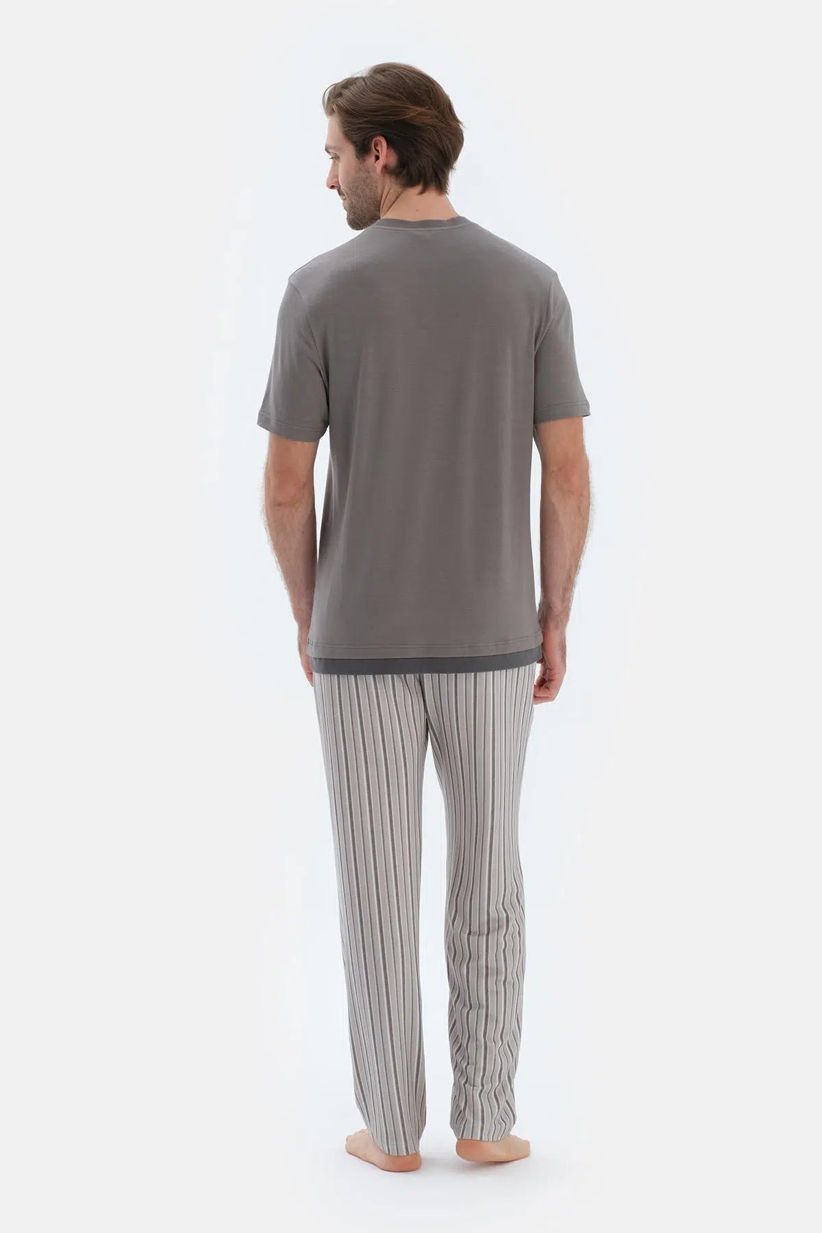 Gri Kısa Kollu Yarım Patlı Tişört Pantolon Pijama Takımı