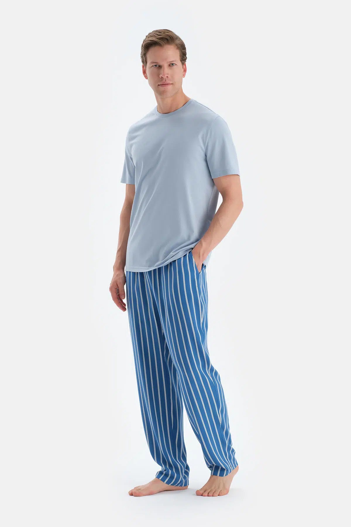 Açık Mavi Kısa Kollu Tişört Pantolon Pijama Takımı