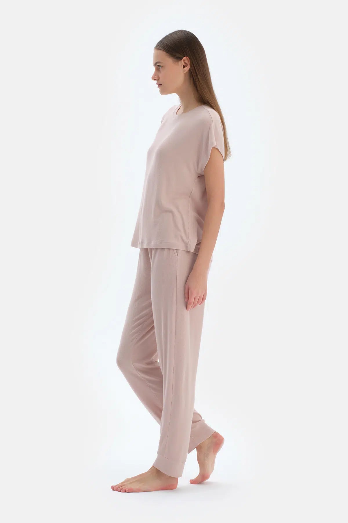 Açık Pembe Bisiklet Yaka Jogger Paça Viskon Kaşkorse Pijama Takımı