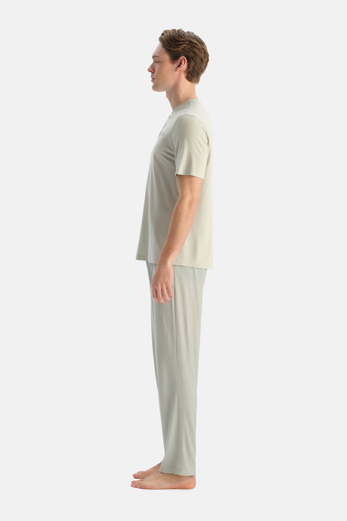 Mint Yeşili Yarım Patlı Tişört Pantolon Takım