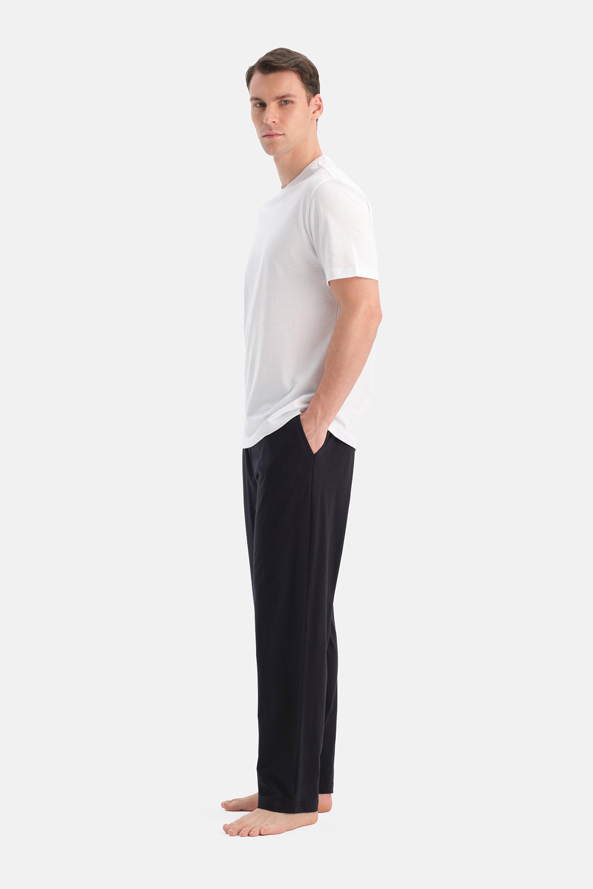 DÜZ PAÇA ÖRME PANTOLON