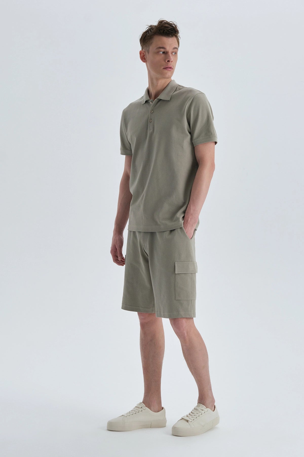 Haki Pamuklu Polo Yaka T-Shirt