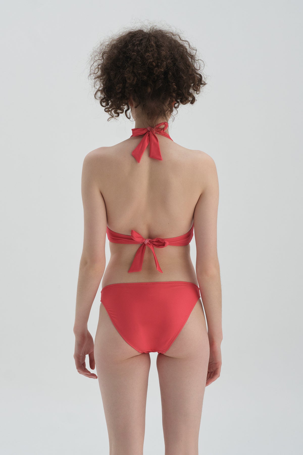 Kırmızı Toparlayıcı Üçgen Geniş Bikini Üst