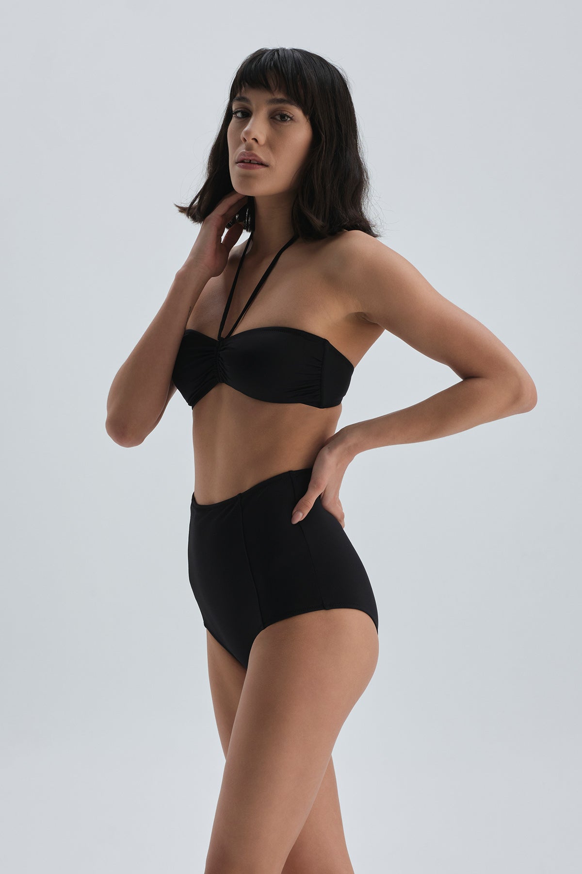 Siyah Toparlayıcı Yüksek Bel Bikini Alt