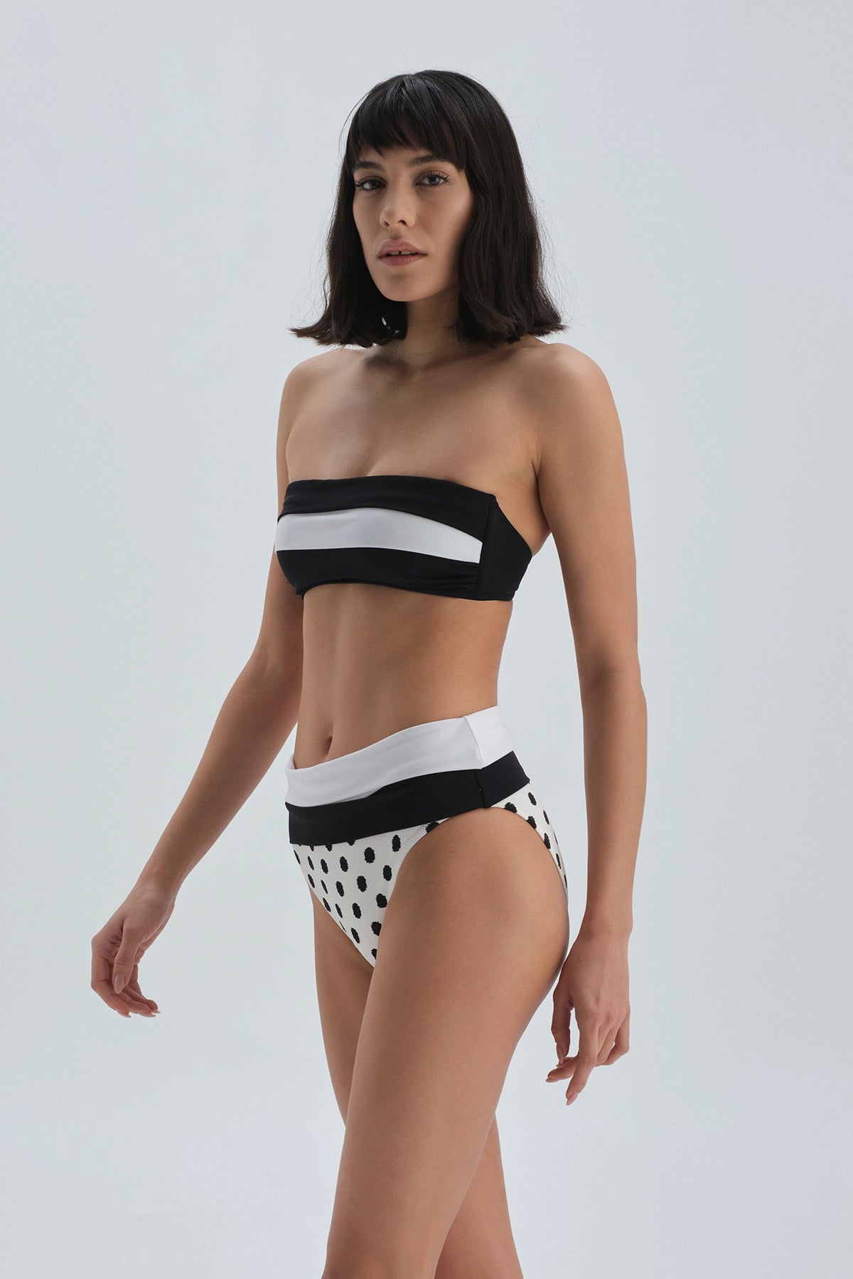 Siyah Beyaz Yüksek Bel Bikini Alt