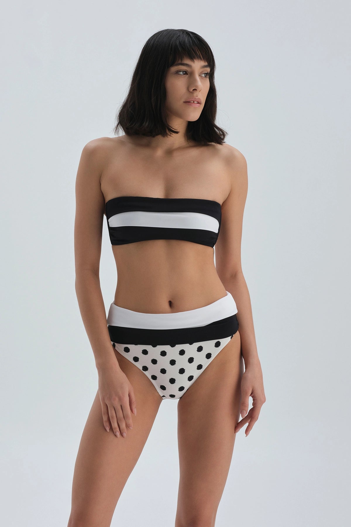 Siyah Beyaz Yüksek Bel Bikini Alt