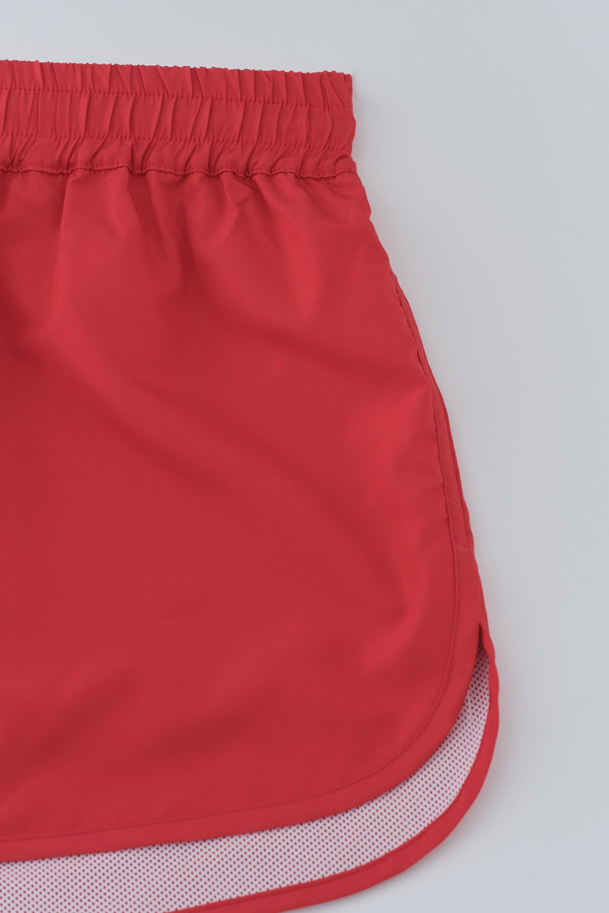 Kırmızı Beli Lastikli Micro Deniz Şortu