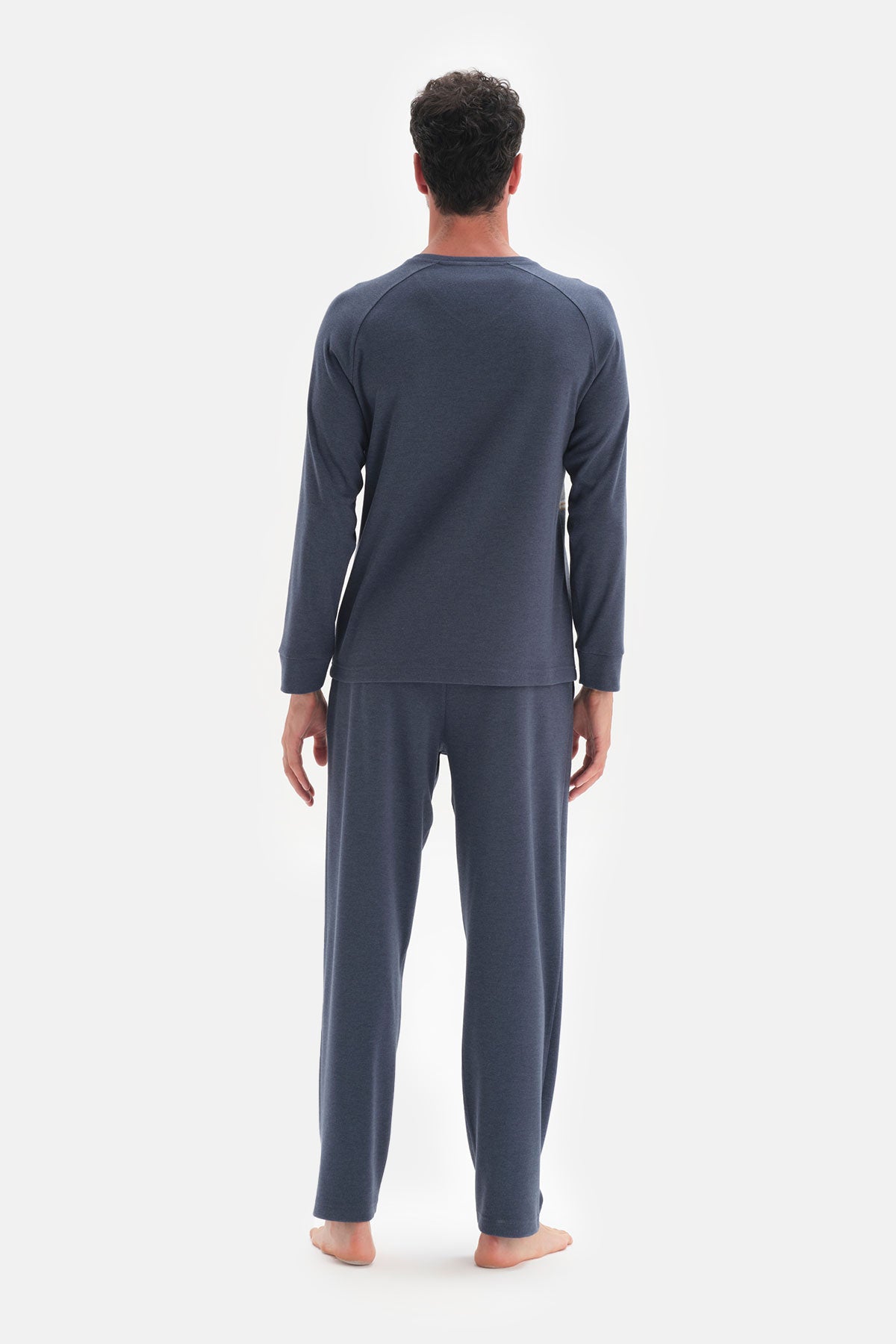 Indigo Uzun Reglan Kol V Yaka Pijama Takımı