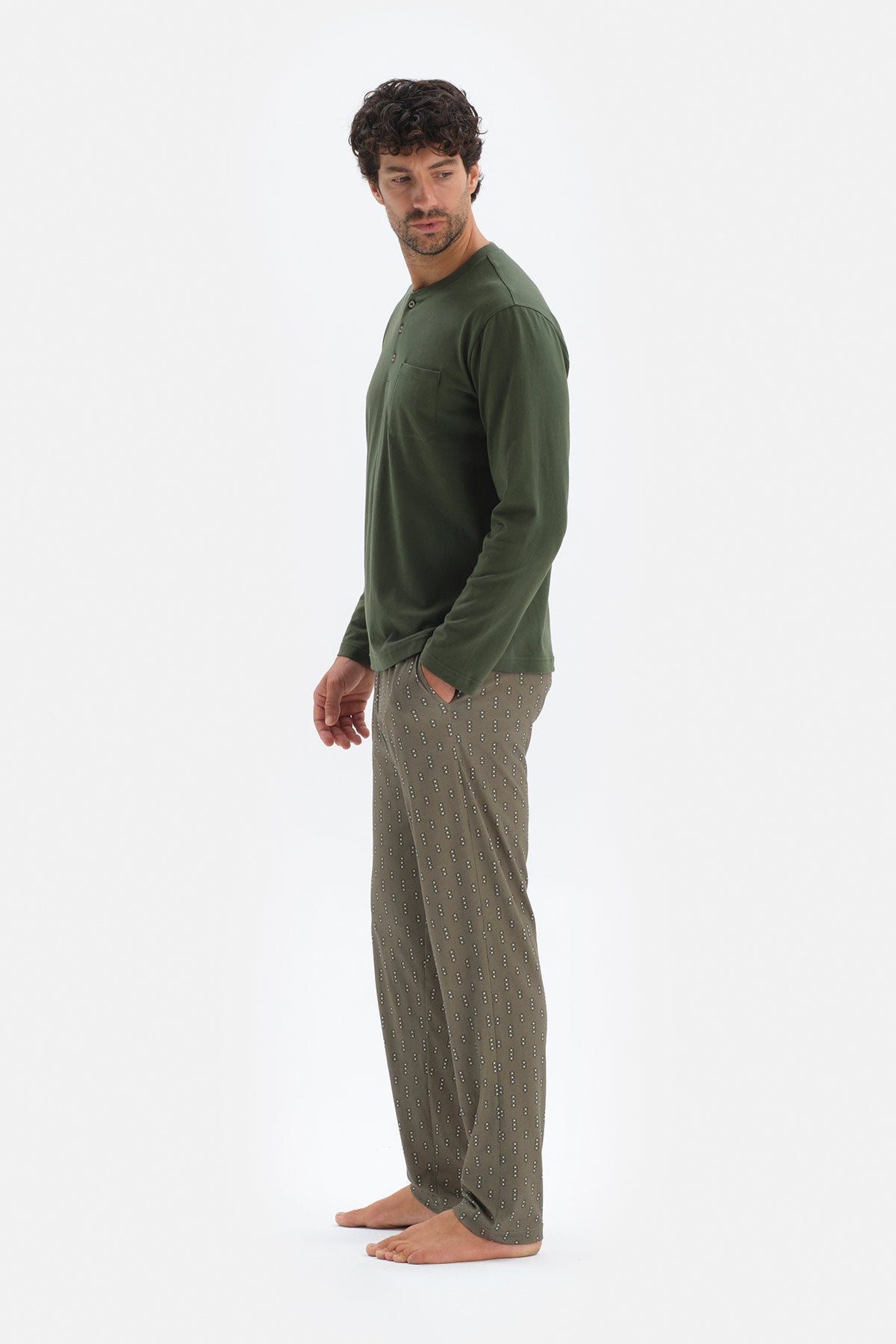 Haki Uzun Kol Düğmeli Yaka Pamuklu Pijama Takımı
