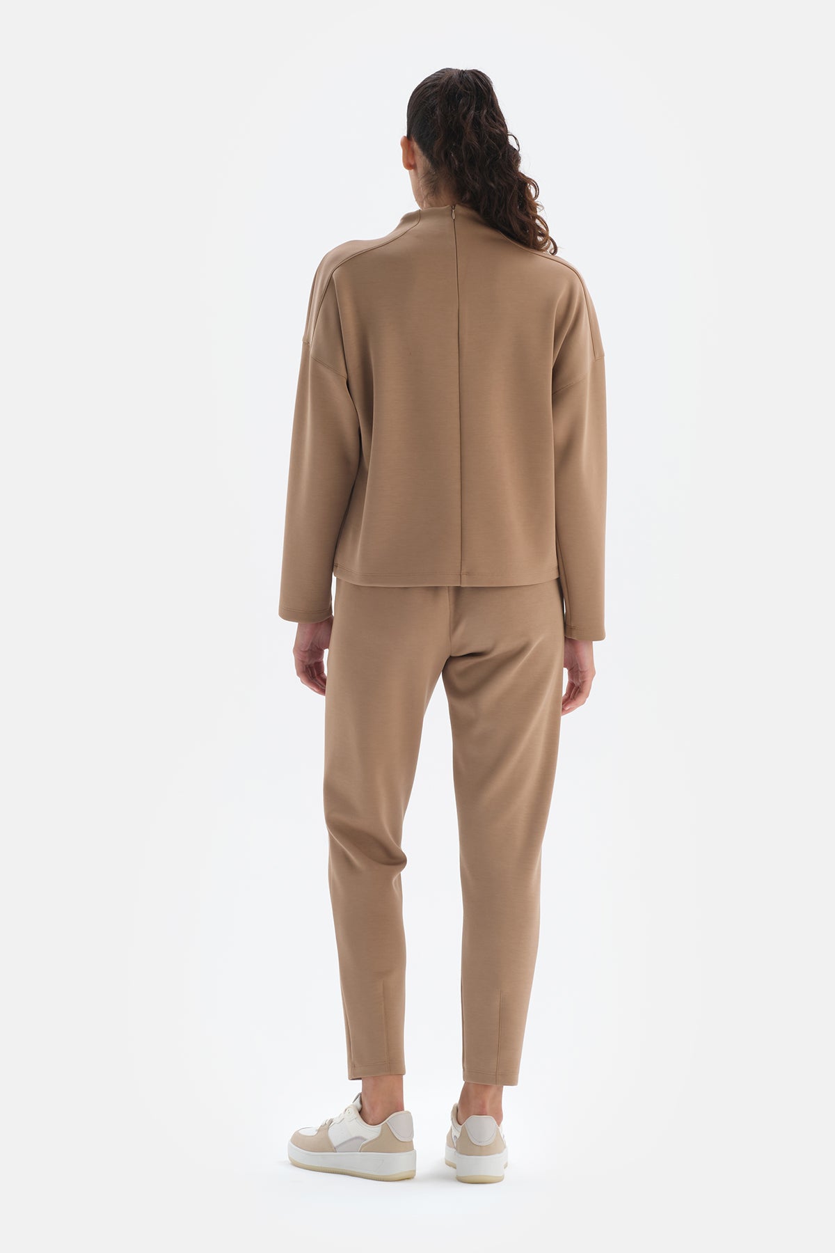 Camel Beli Lastikli Paça Ucu Nervür Dikişli Pantolon