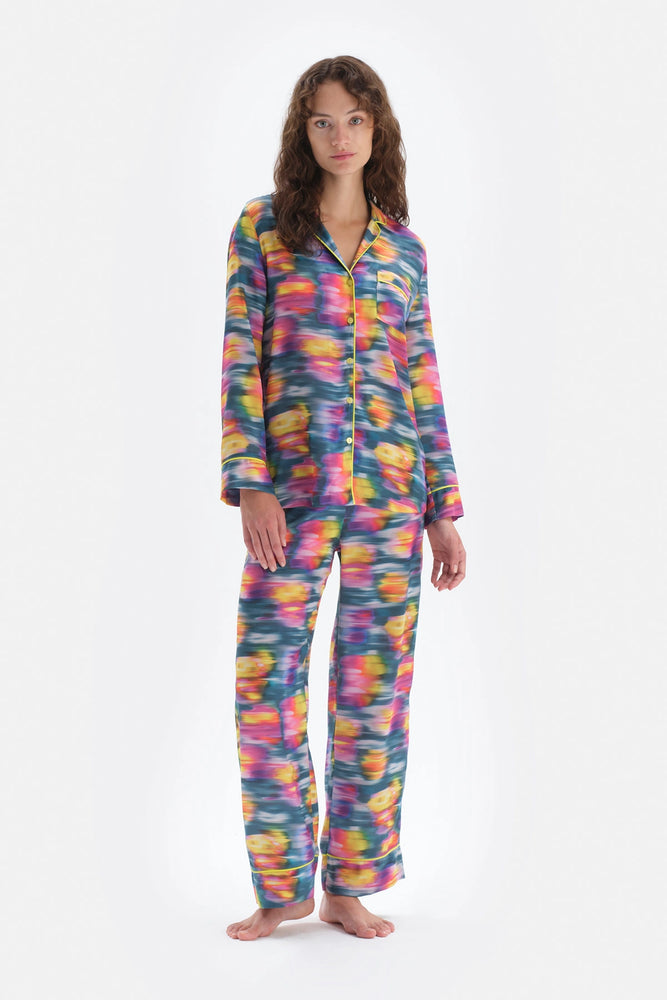 Multicolour Metraj Baskılı Gömlek Yaka Saten Pijama Takımı