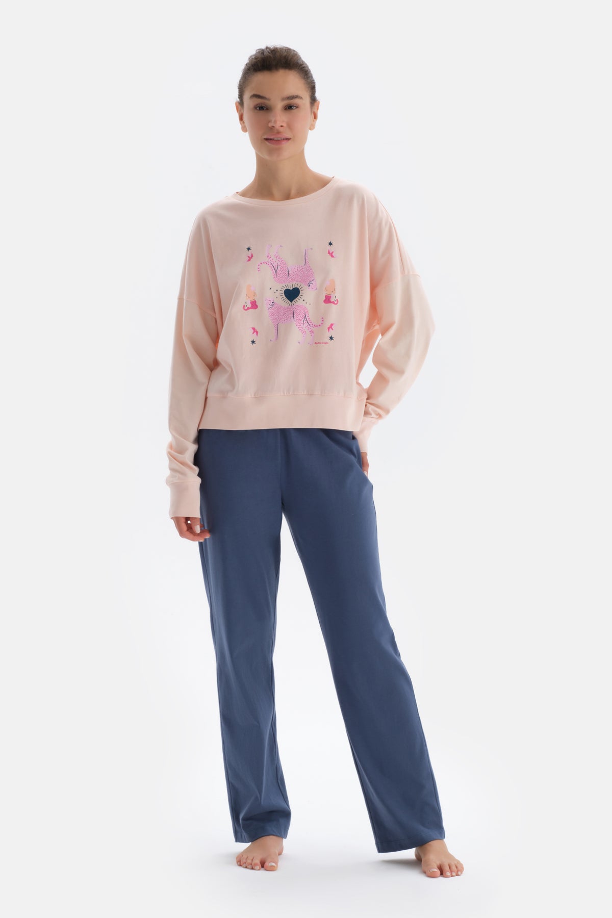 Somon Hayvan Baskılı Pamuklu Pijama Takımı