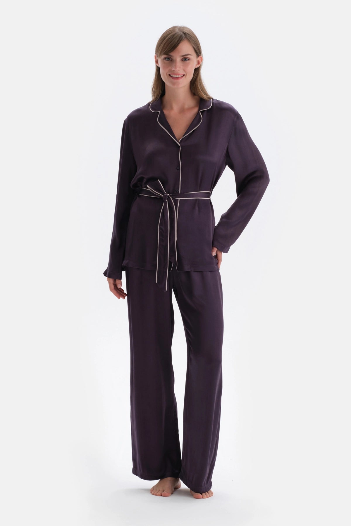 Mor Gömlek Yaka Bağlama Detaylı Saten Pijama Üstü
