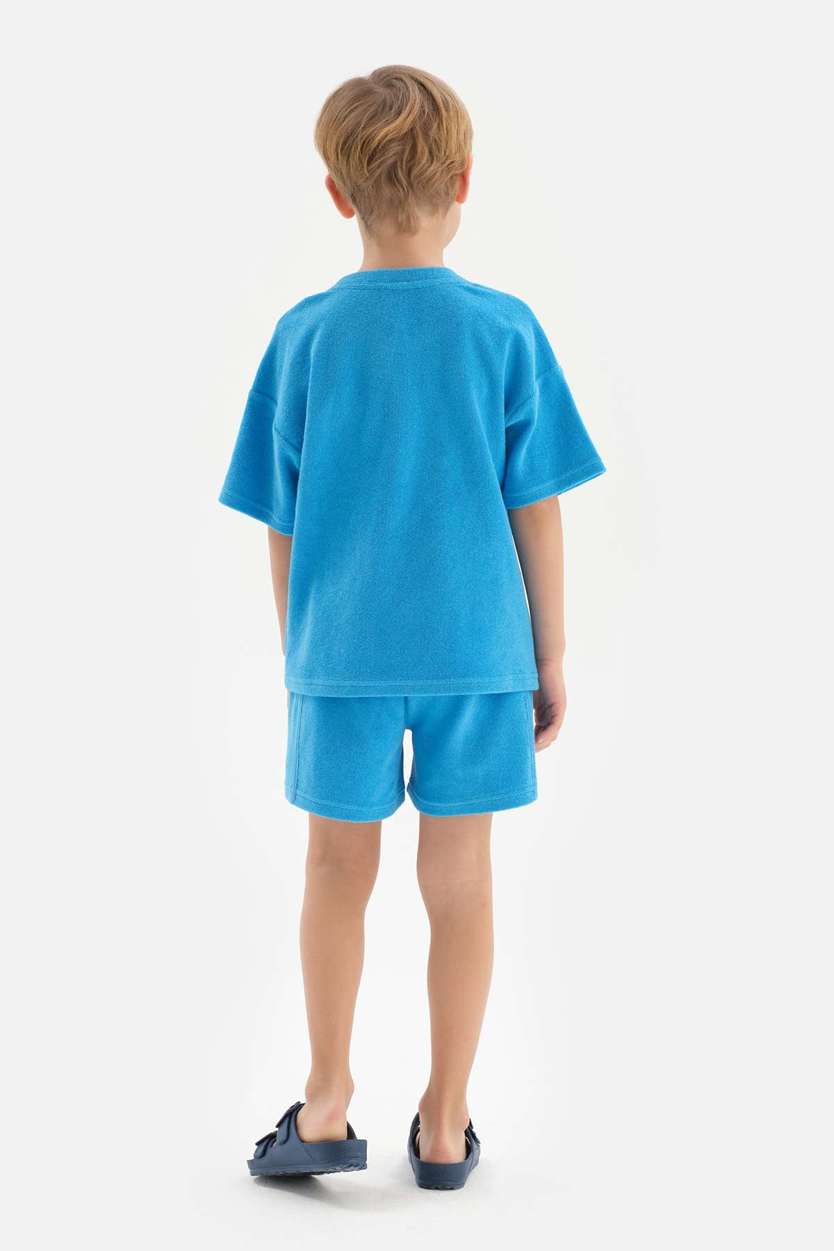 Mavi Erkek Çocuk Havlu O Yaka Tişört