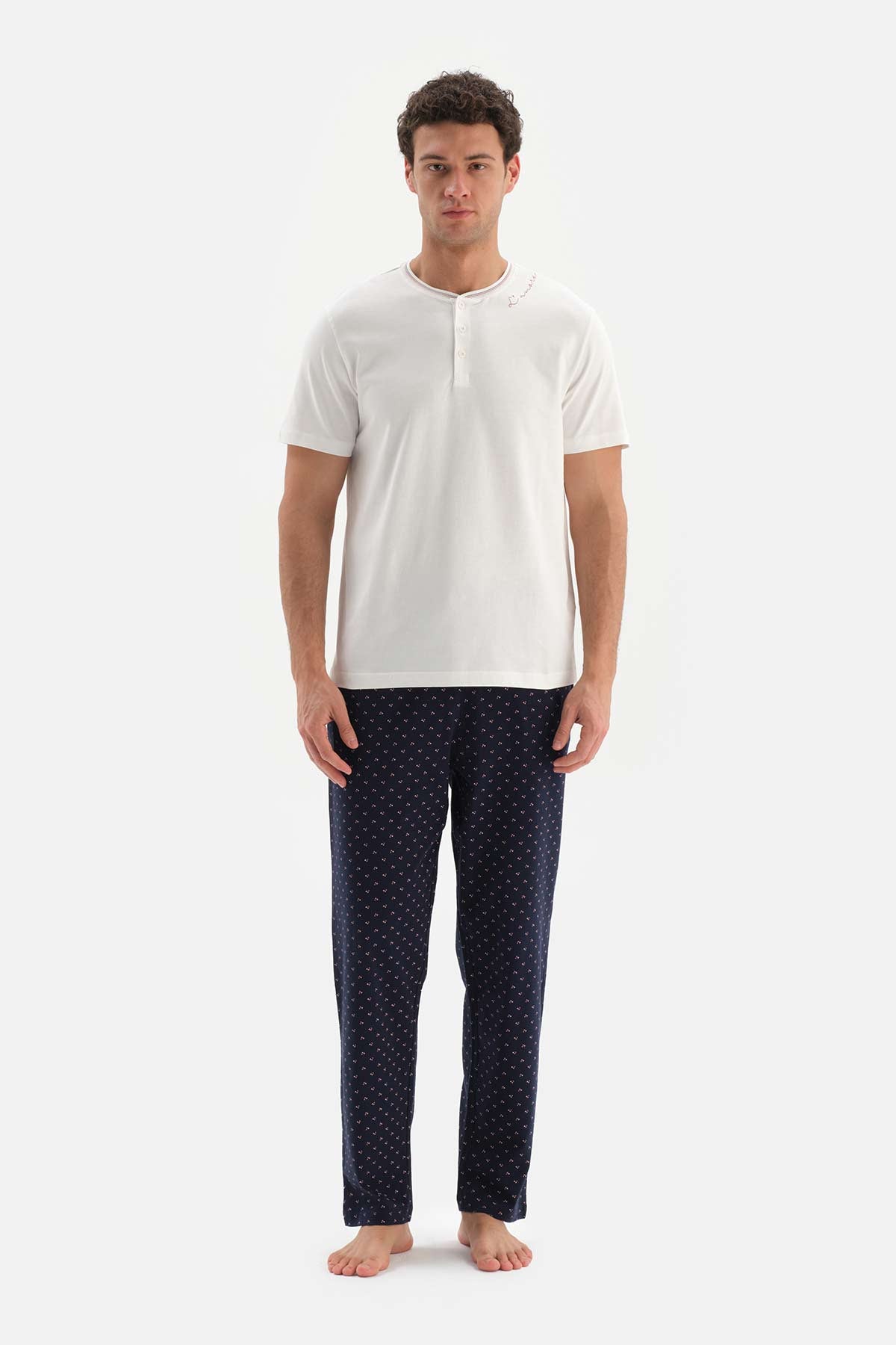 Ekru Uzun Kol Düğmeli Yaka Pamuklu Pijama Takımı