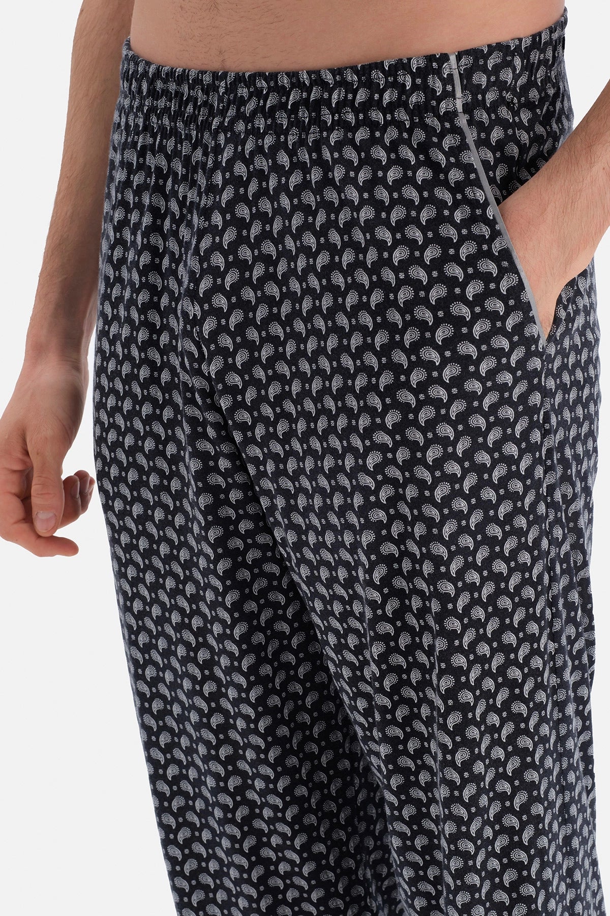 Siyah Uzun Kol Üst Metraj Baskılı Alt Modal Damat Pijama Takımı
