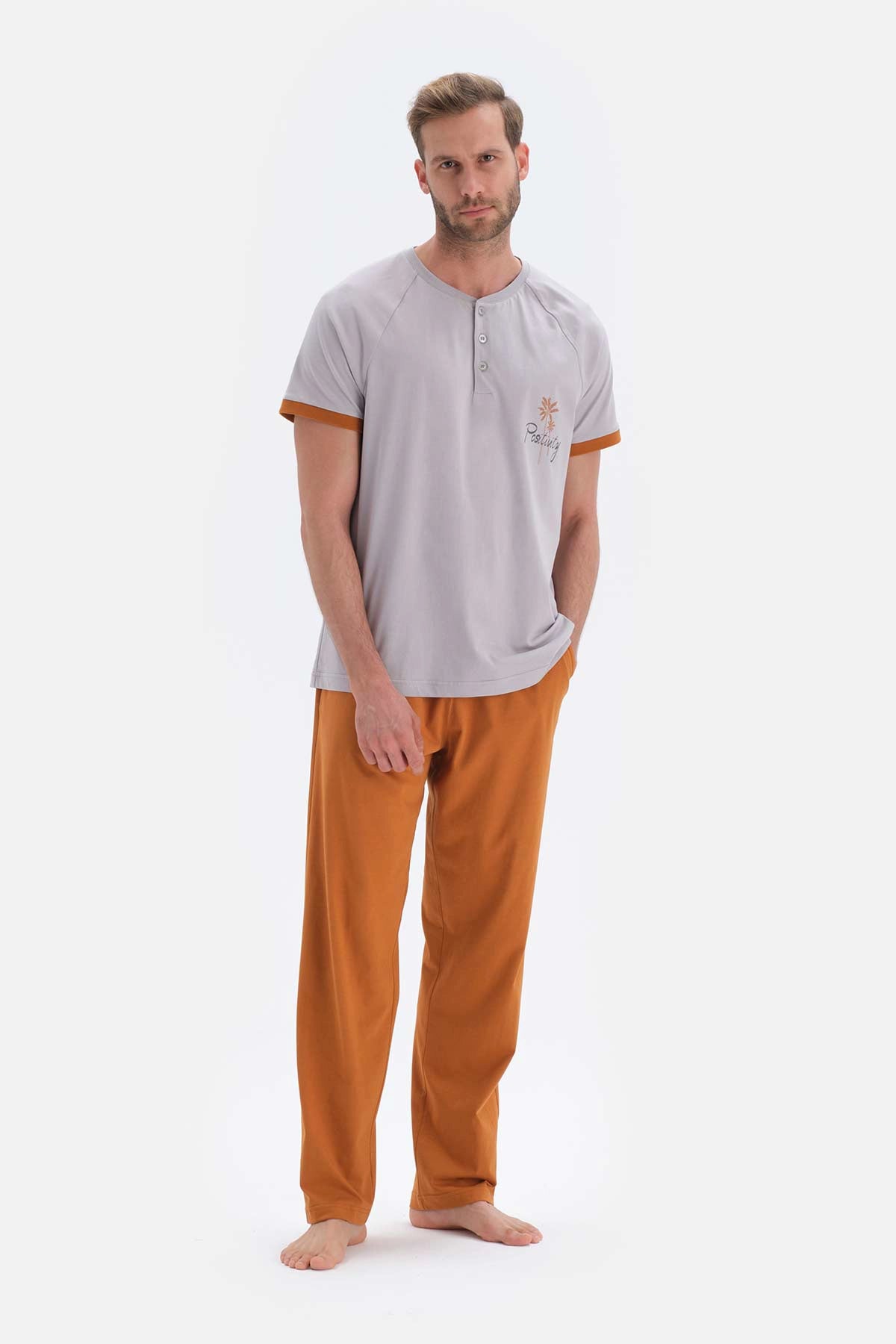 Gri Baskı Detaylı Kısa Kollu Pijama Takımı