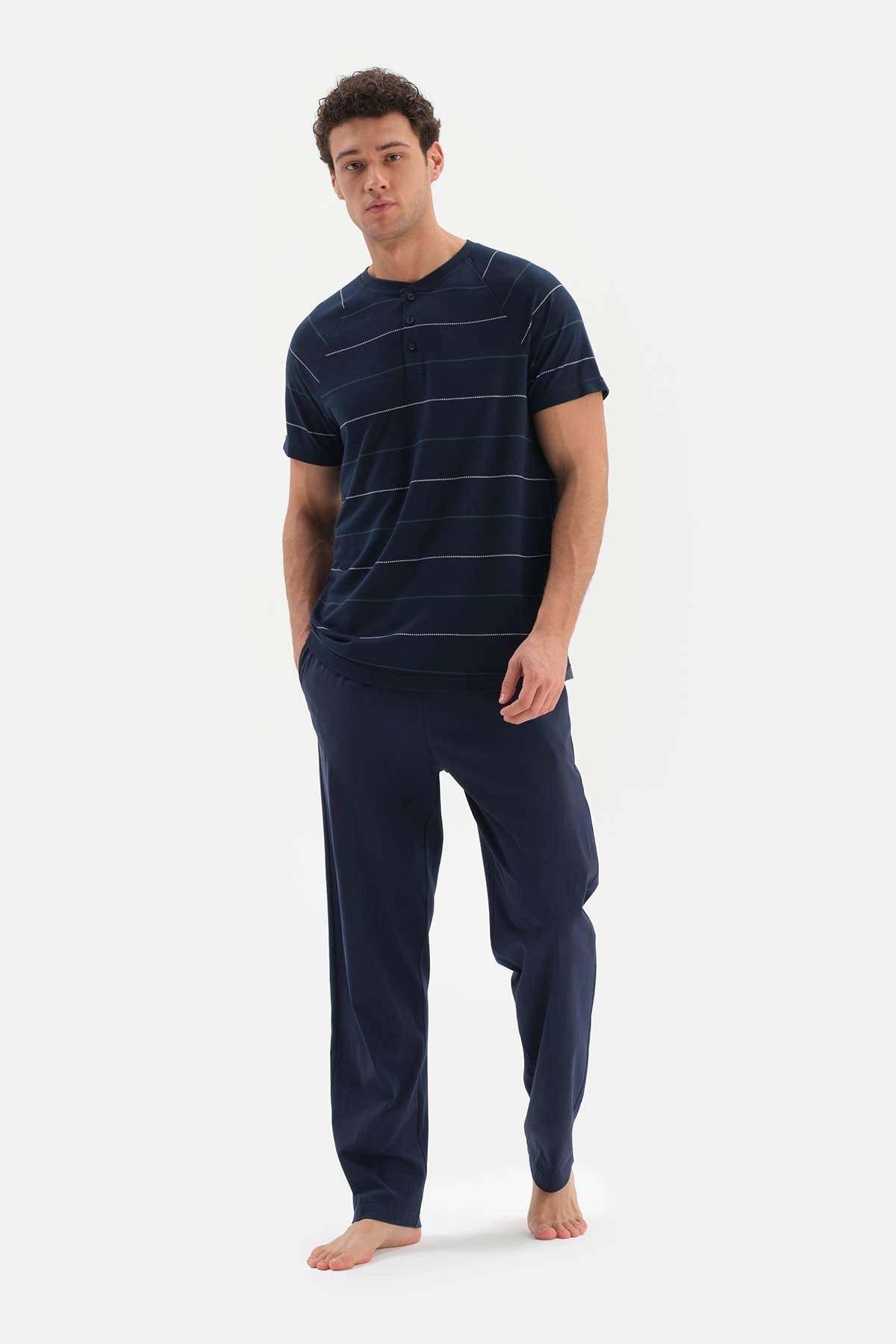 Lacivert Çizgili Düğmeli Yaka Pamuklu Pijama Takımı