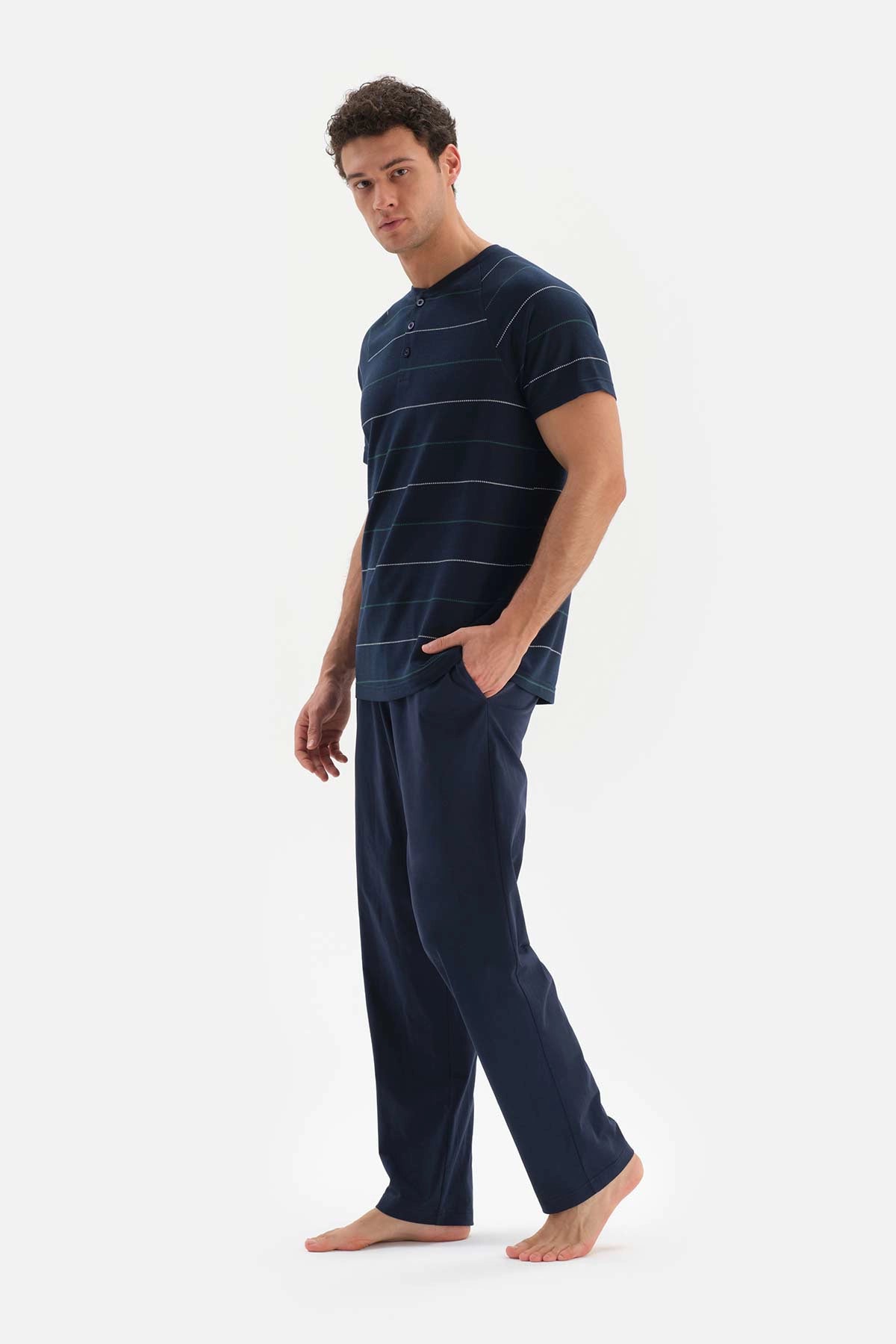 Lacivert Çizgili Düğmeli Yaka Pamuklu Pijama Takımı