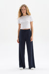 Beyaz Bisiklet Yaka Kısa Kol Crop T-Shirt