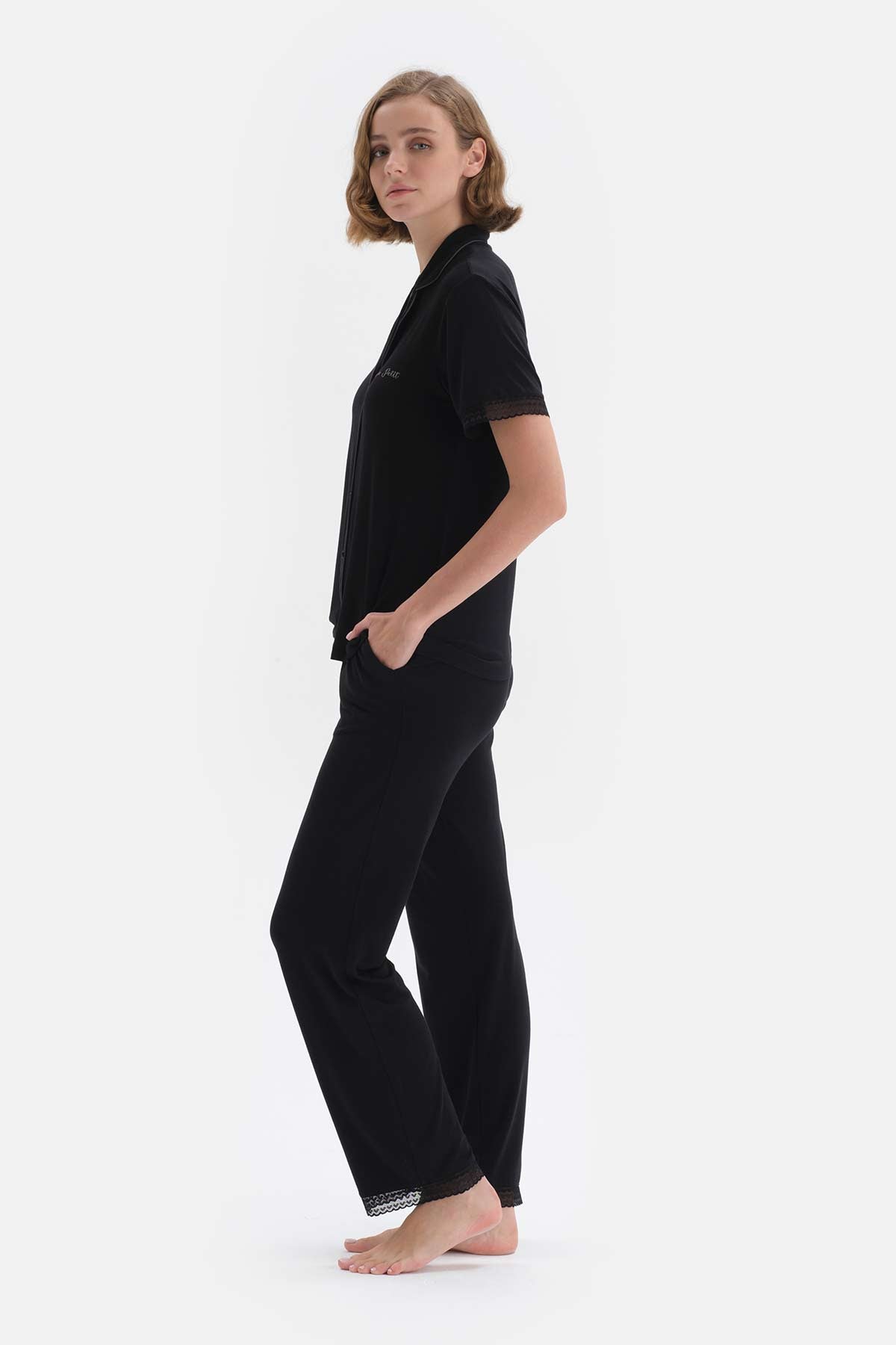 Siyah Gömlek Yaka Kısa Kol Viskon Pijama Takımı
