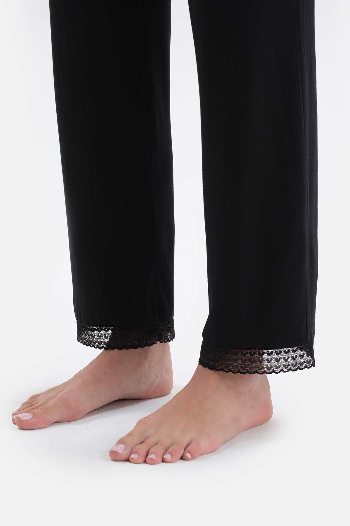 Siyah Gömlek Yaka Kısa Kol Viskon Pijama Takımı