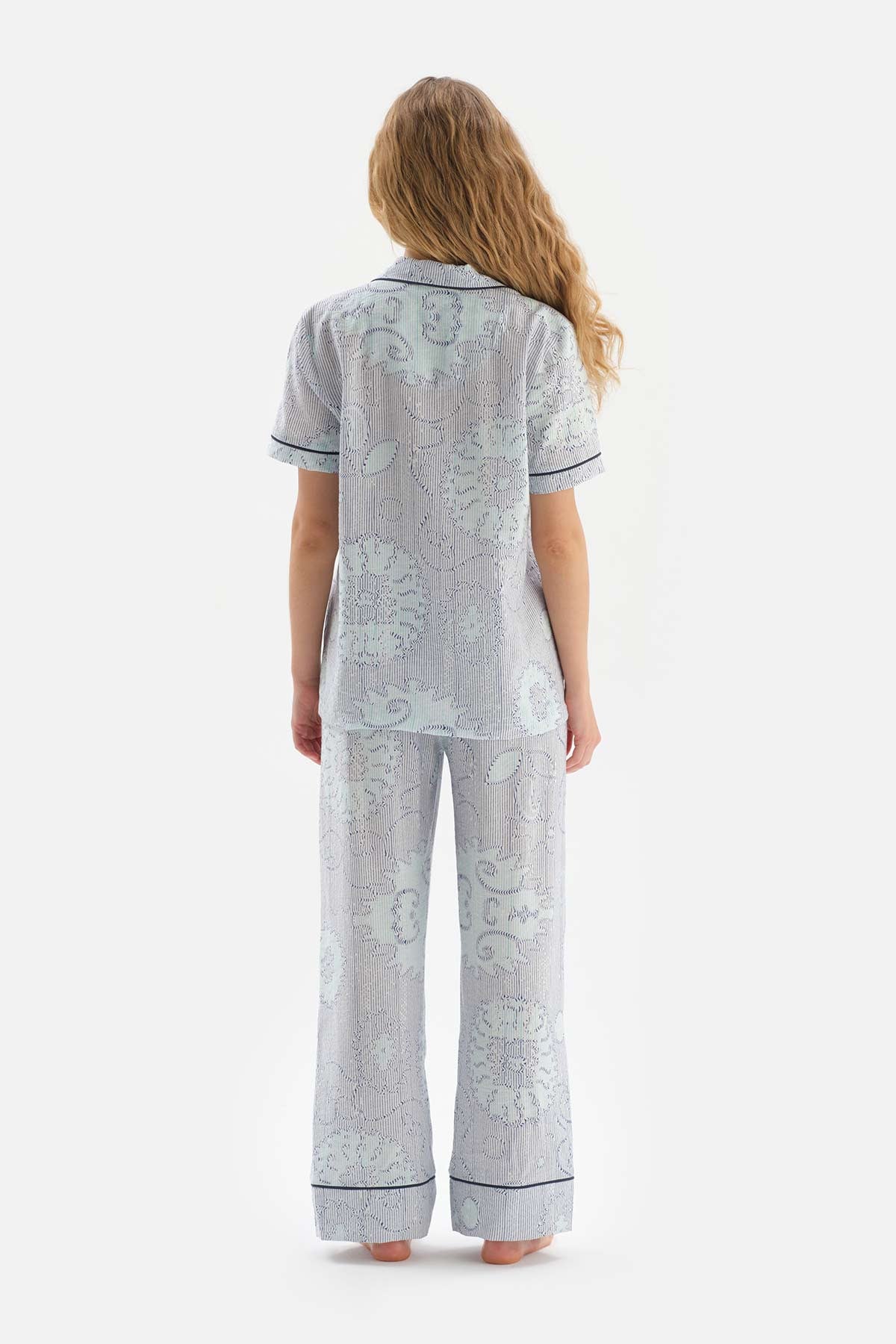 Mavi Çini Desenli Gömlek Yaka Viskon Pijama Takımı