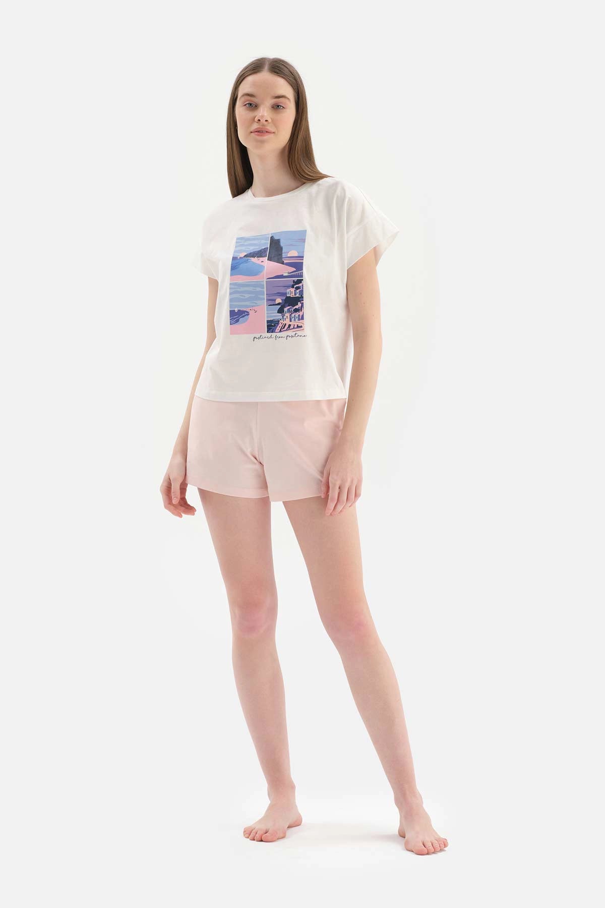 Beyaz Bisiklet Yaka Baskılı Pamuklu Şortlu Pijama Takımı