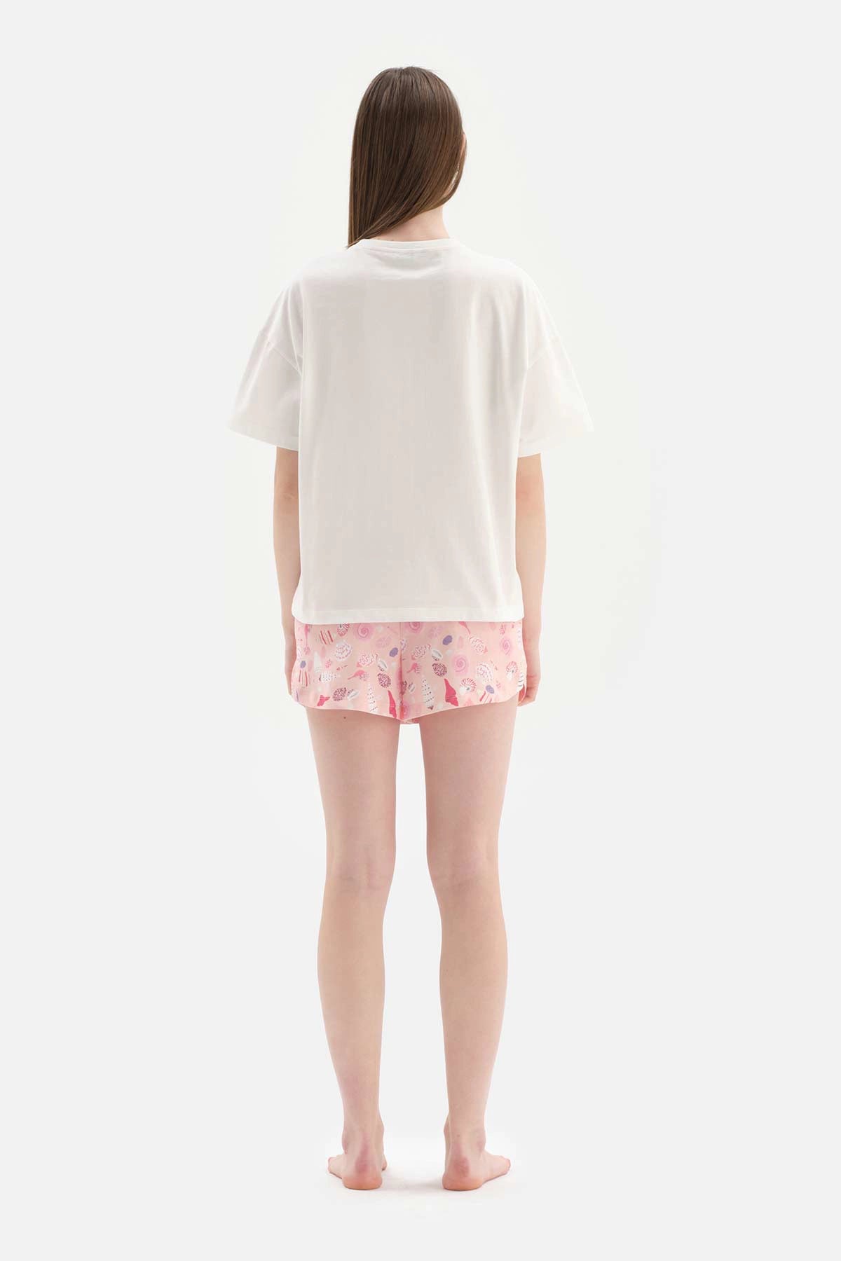 Kırık Beyaz Metraj Baskılı Pamuklu Şortlu Pijama Takımı