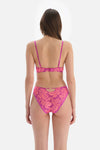 Pembe Tül Detaylı Dantelli Slip
