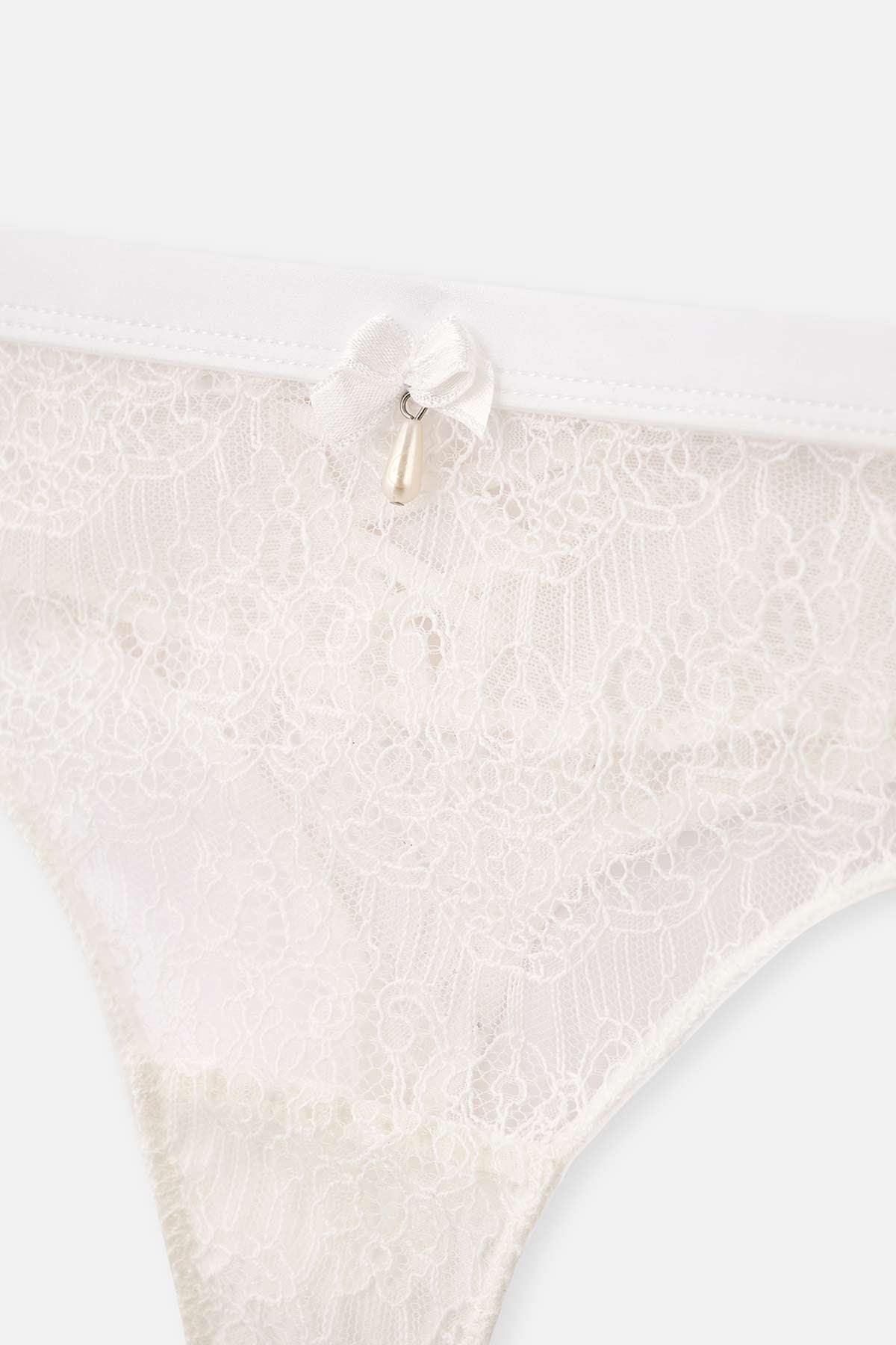 Beyaz Bride Dantel Detaylı Arka Form Thong Külot