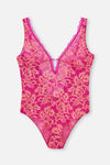 Pembe Şerit Detaylı Dantel Bodysuit